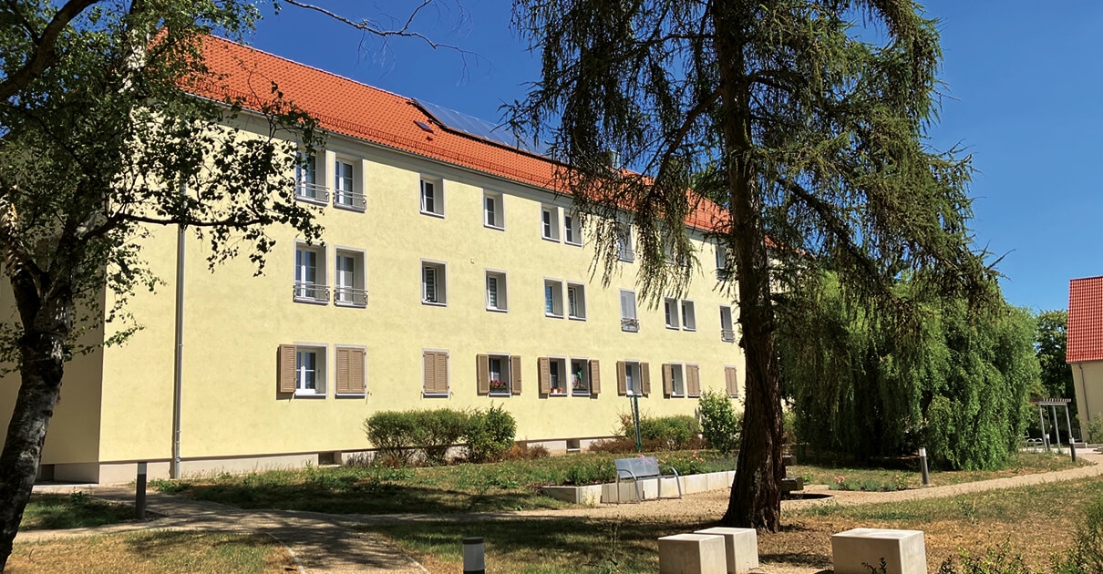 WBG Zirndof Mietwohnung Wohngungsbaugesellschaft Mehrfamilienhaus Aussenanlage