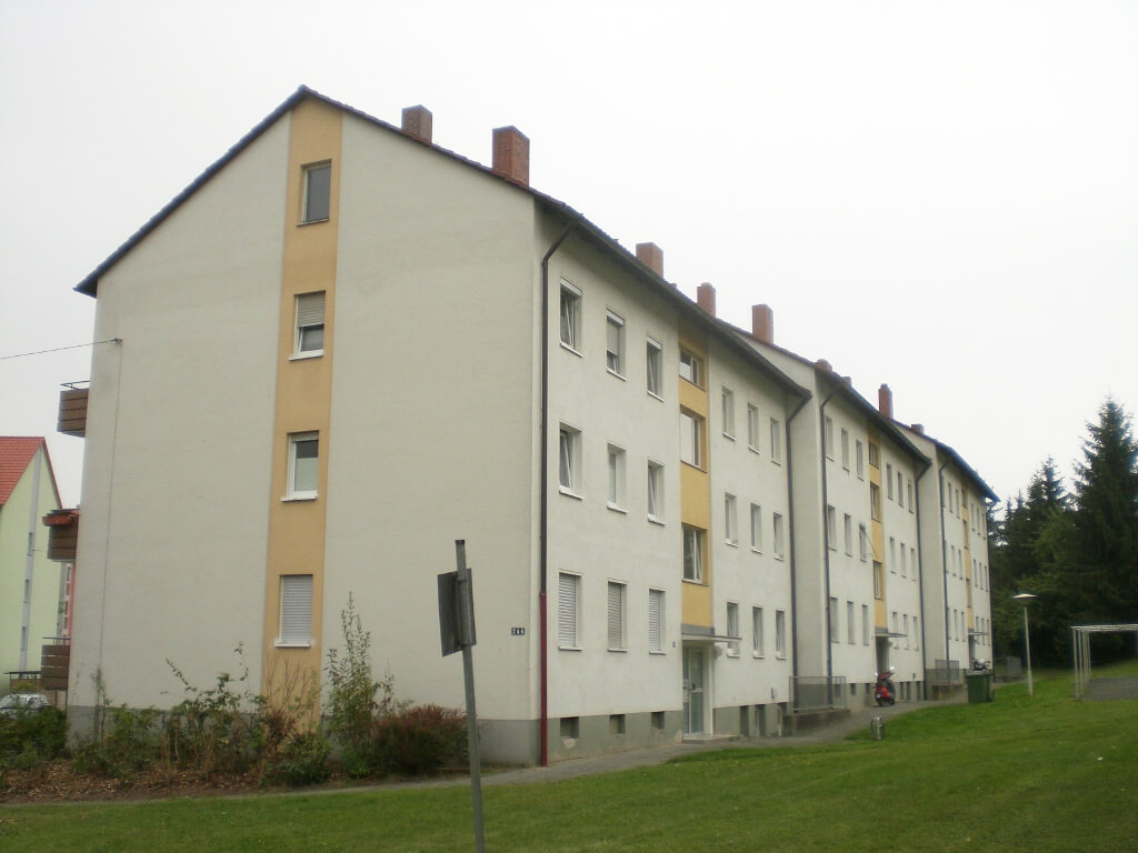 wbg-zirndorf-Weinleithe-2-4-6 Haus Seitenansicht Wohnung kaufen mieten